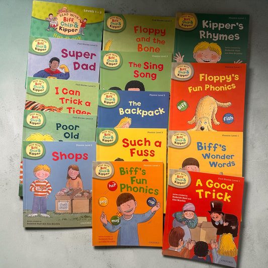Oxford Read With Biff Chip & Kipper Level 1-3 (33 Vol Set)
by Oxford